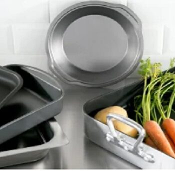 Roasting Pans & Baking Trays